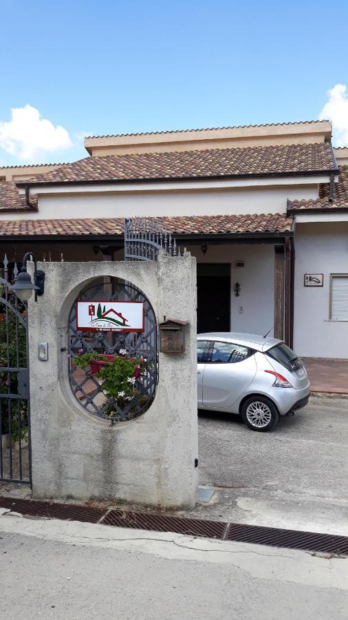 La Casa Di Bia Bed & Breakfast กอร์เลโอเน ภายนอก รูปภาพ
