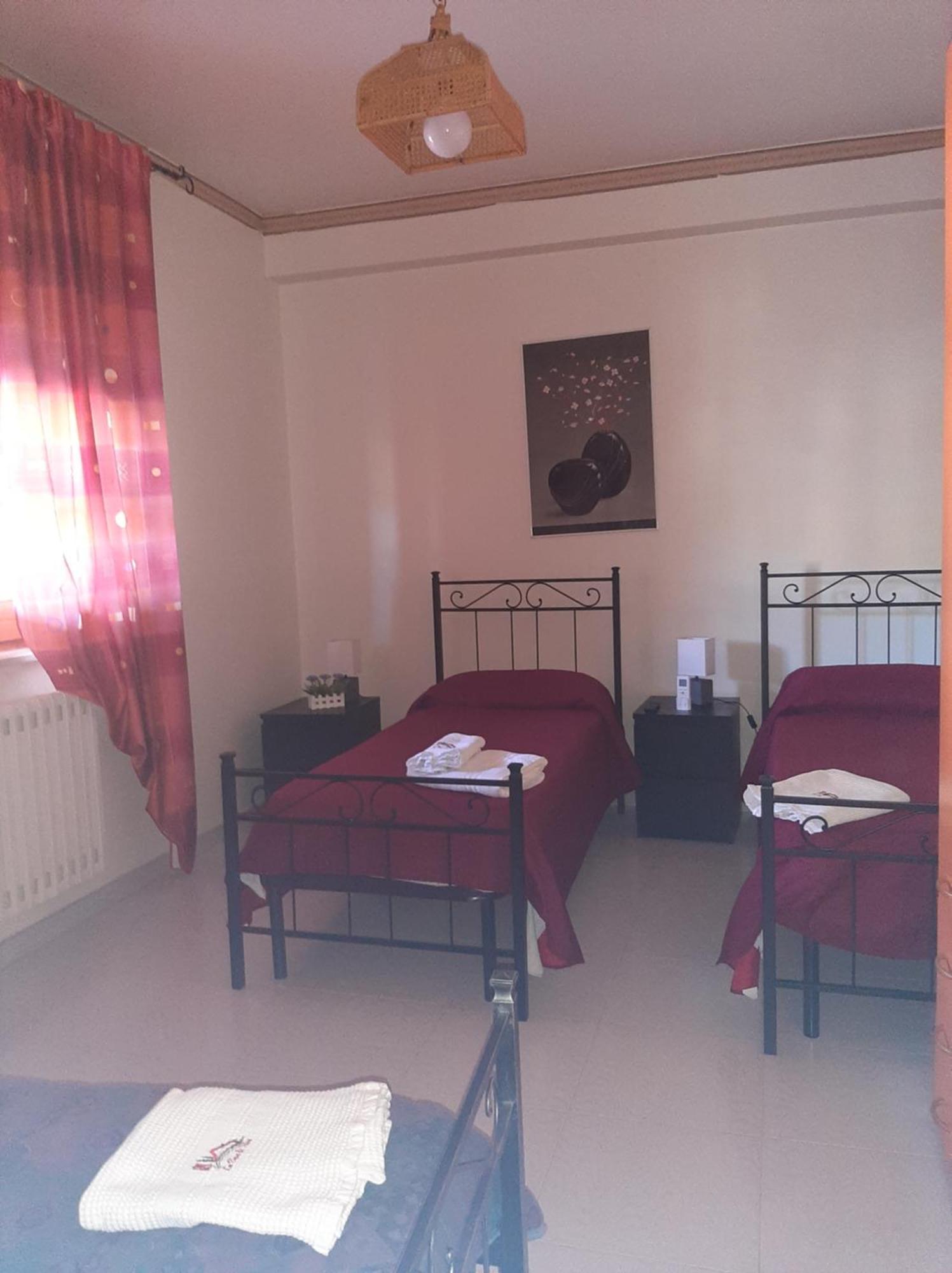 La Casa Di Bia Bed & Breakfast กอร์เลโอเน ภายนอก รูปภาพ